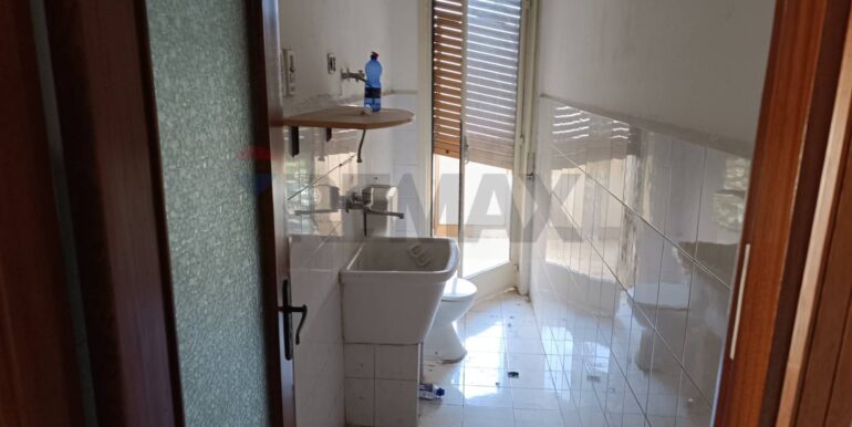 20251029171210-996126-4