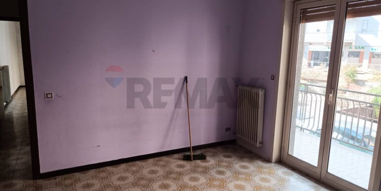 20251029171215-996126-6