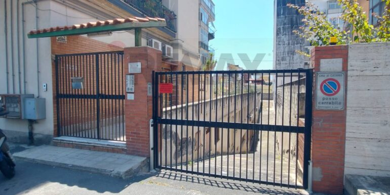 20251029184012-997095-10