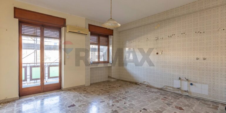 20251029184115-974888-17