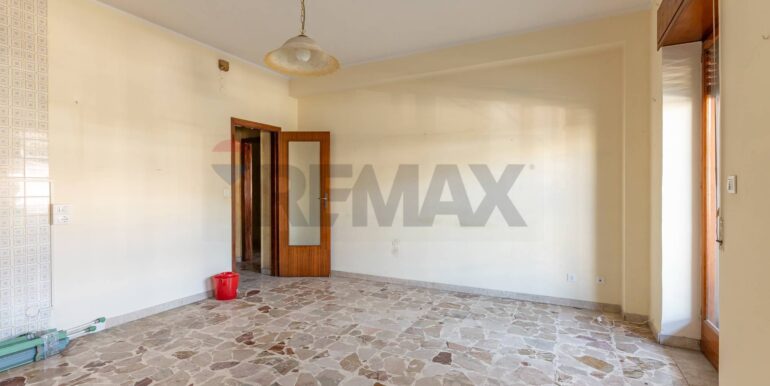 20251029184117-974888-18