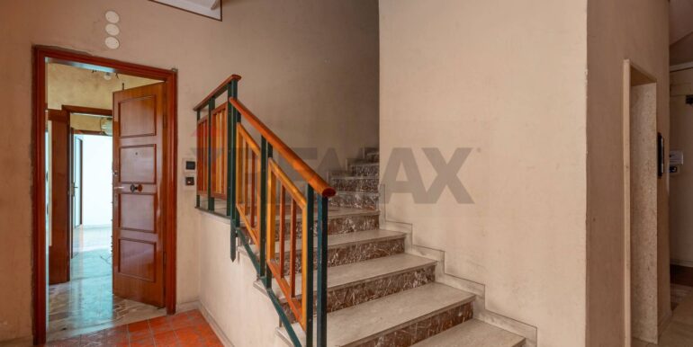 20251029184145-974888-29