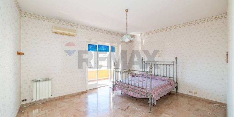 20251030104000-996891-7