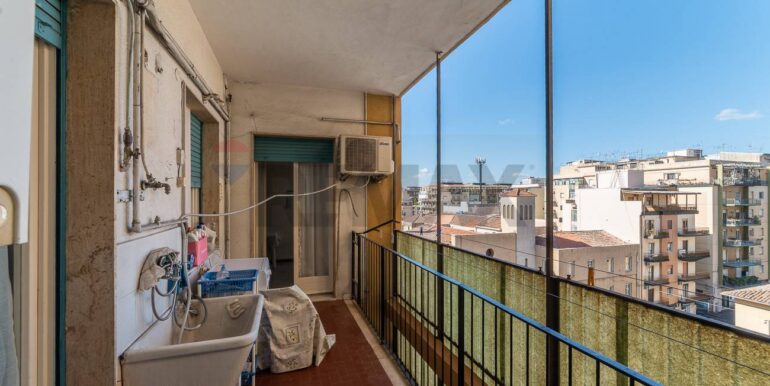 20251030104028-996891-19