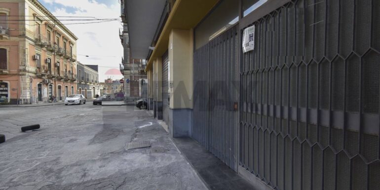 20251030110702-898257-31