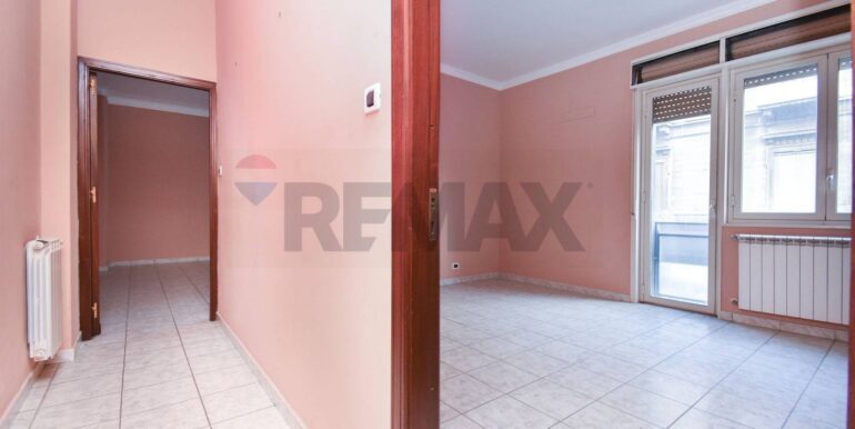 20251030110714-898257-37