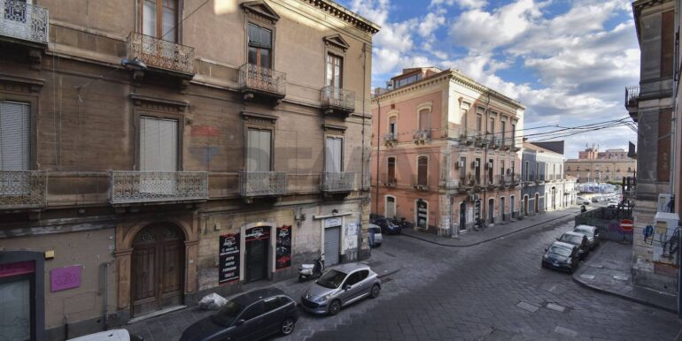 20251030110723-898257-41