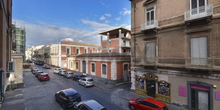 20251030110725-898257-42