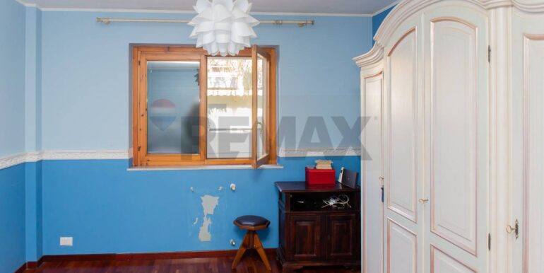 20251030135050-997259-18