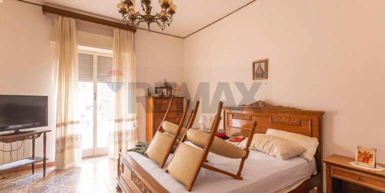 20251030182229-997335-8