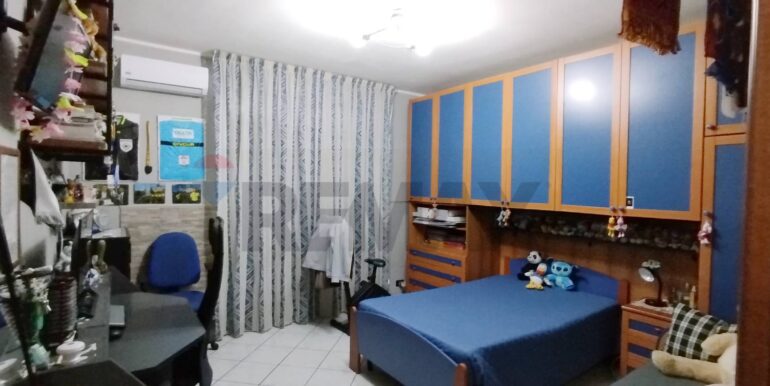 20251030224713-997382-13