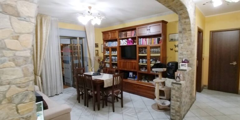 20251030224718-997382-15