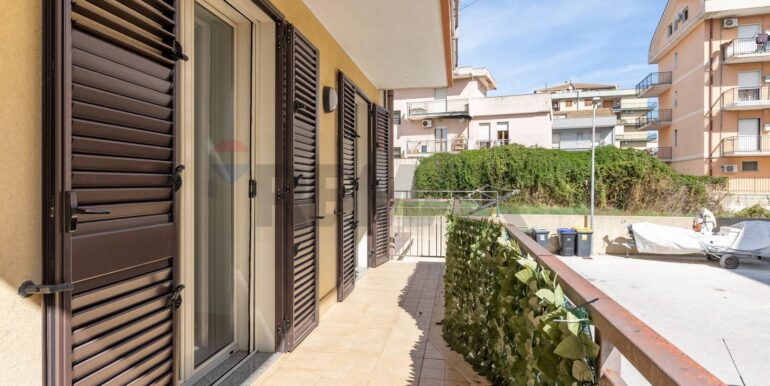 2025103093813-994401-48