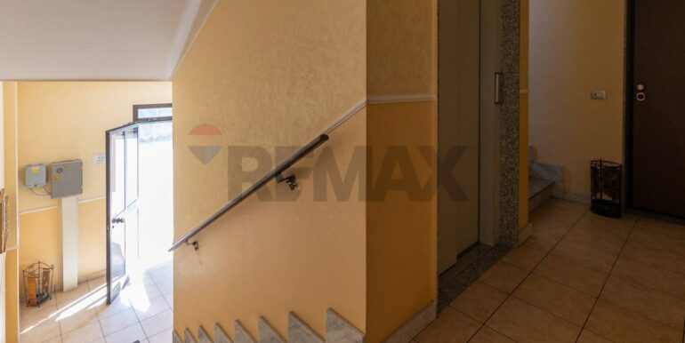 2025103093825-994401-52