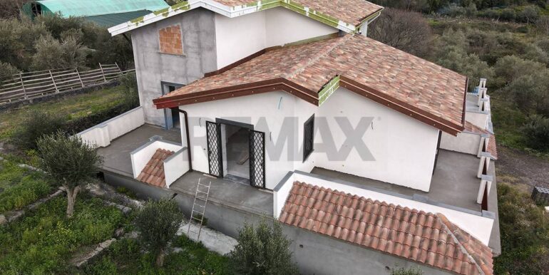 20251031120417-997476-6