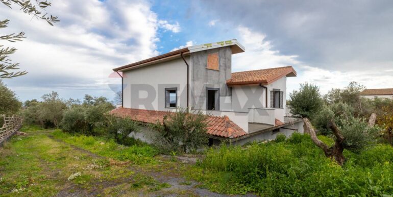 20251031120418-997476-10