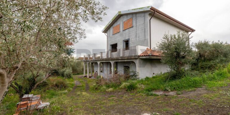 20251031120418-997476-9