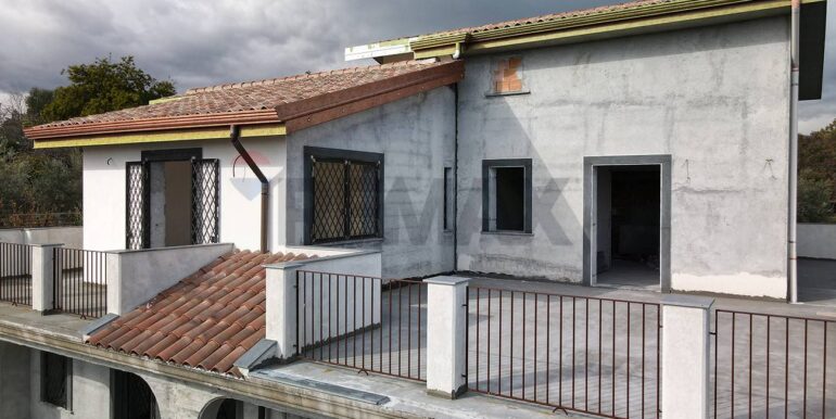 20251031120421-997476-32