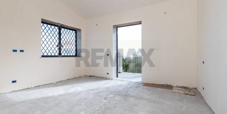 20251031120422-997476-39