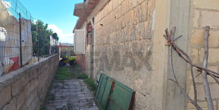 20251031121732-997457-21