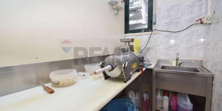 20251031182842-997630-16