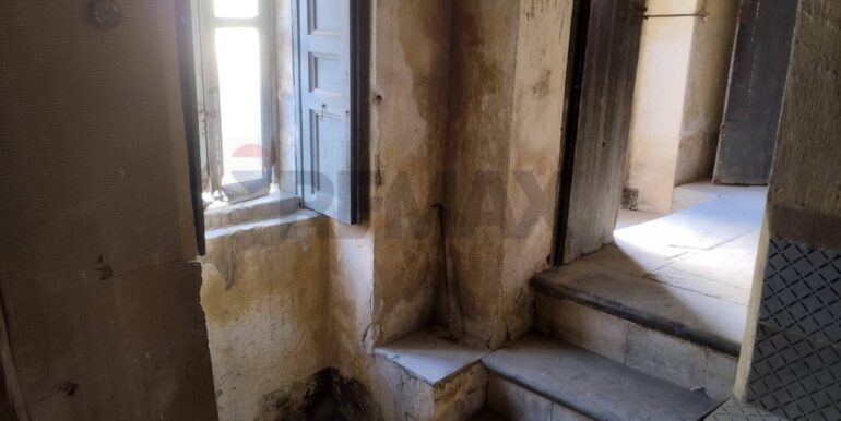 20251031221009-997657-6