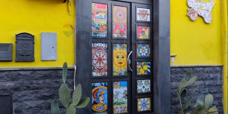 20251102190245-852924-28