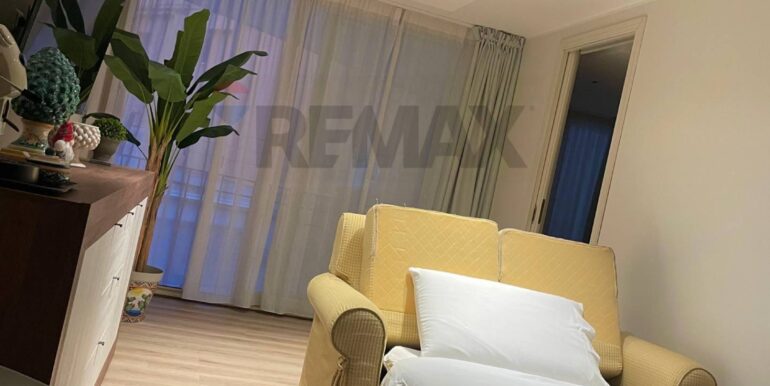 20251102191456-997708-8