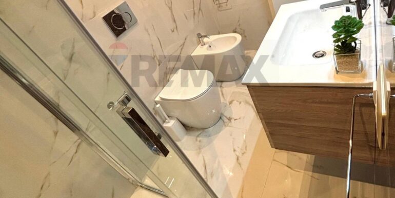 20251102191605-997708-19