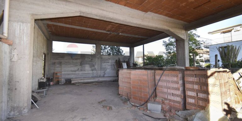 20251102193934-997710-6