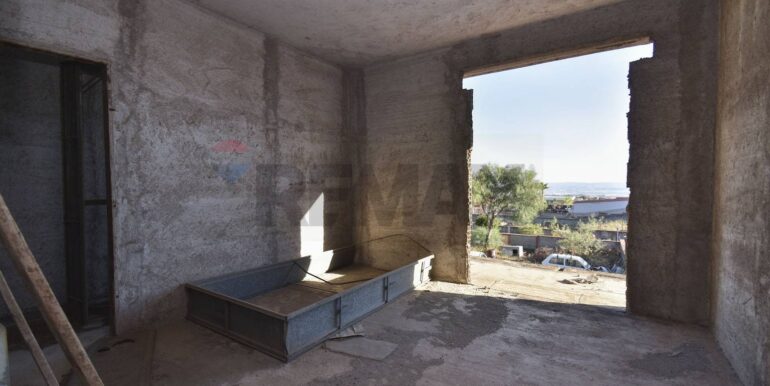 20251102193950-997710-13