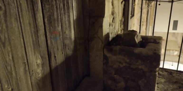 20251102214234-997657-14