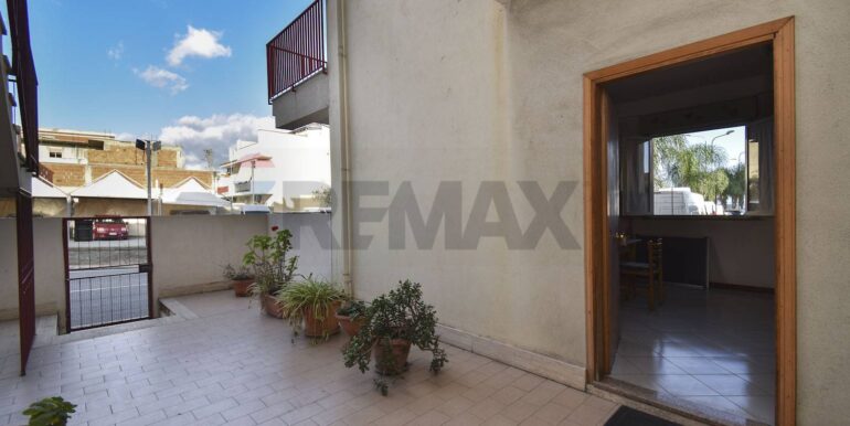 20251103111458-992038-11