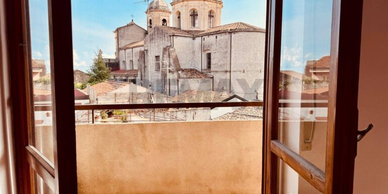 20251103122320-997798-1