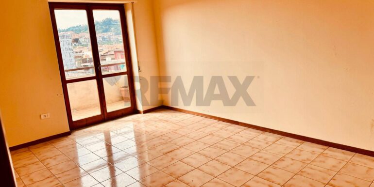 20251103122343-997798-10