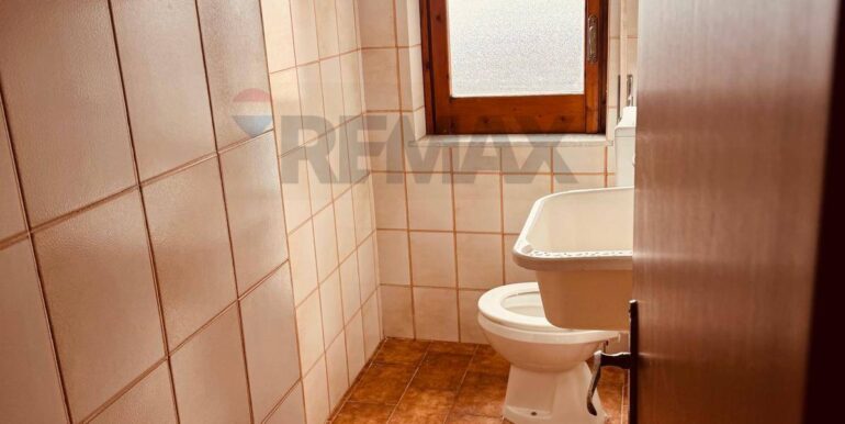 20251103122348-997798-12