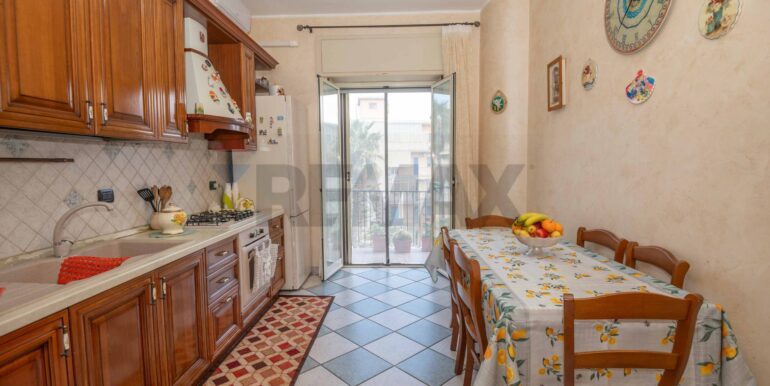 20251103122512-997823-12