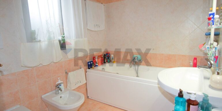 20251103125512-996835-19