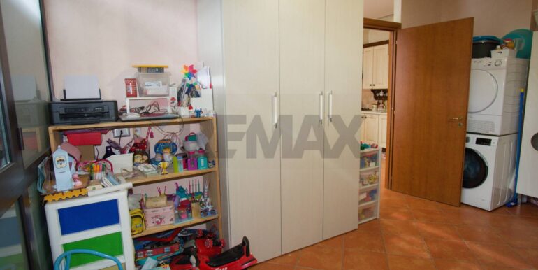 20251103125534-996835-26