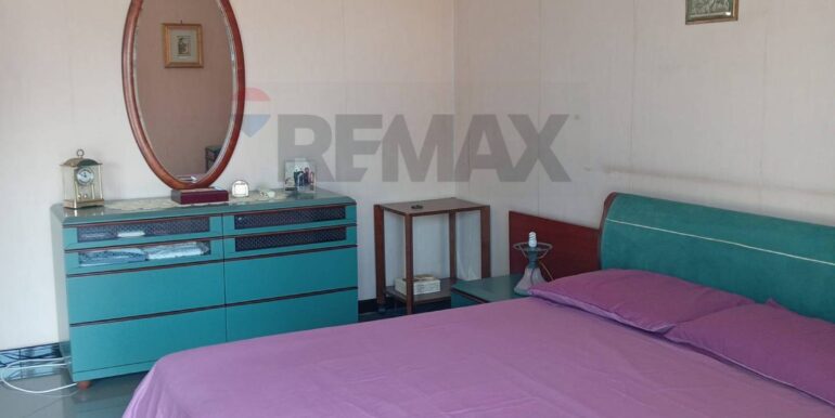 20251103174345-998262-45