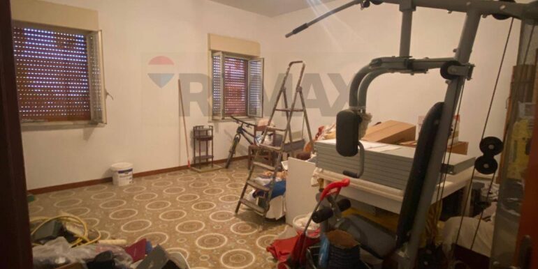 20251103202708-998313-3