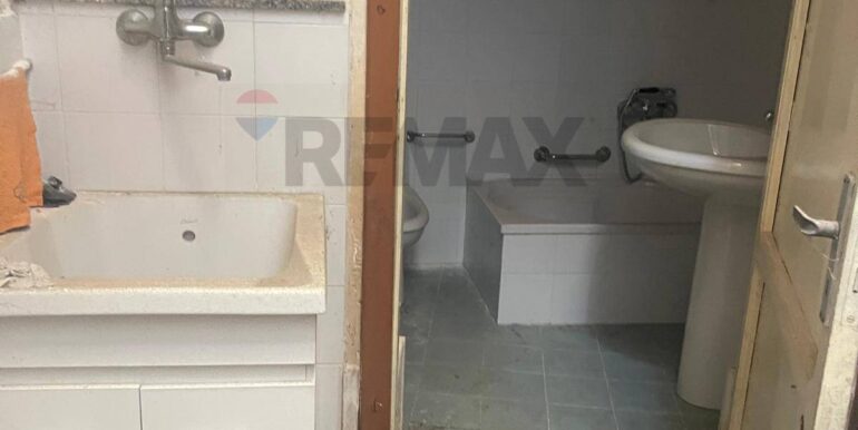 20251103220535-998314-6