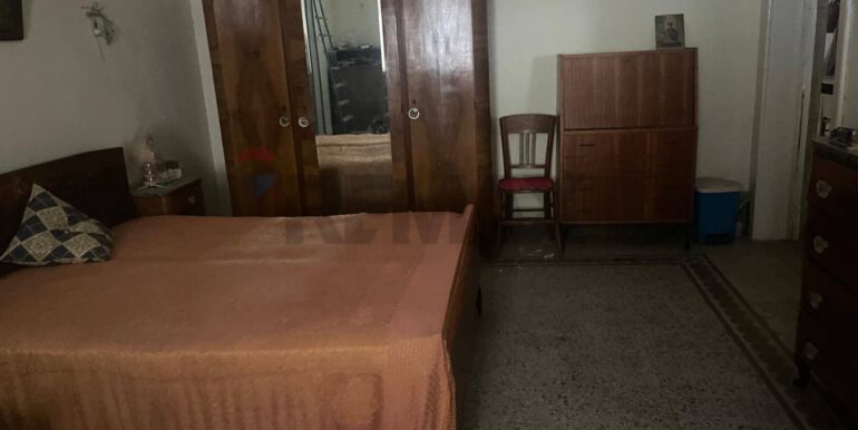 20251103220548-998314-13