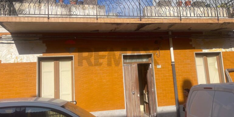 2025110403448-998329-4