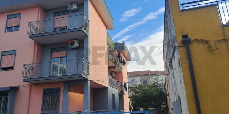 20251104123750-998403-12