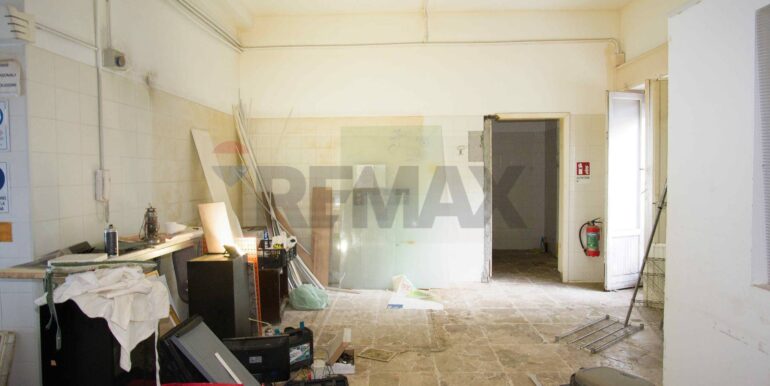 20251104125754-998439-3