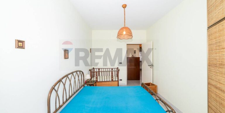 20251104151034-994793-18