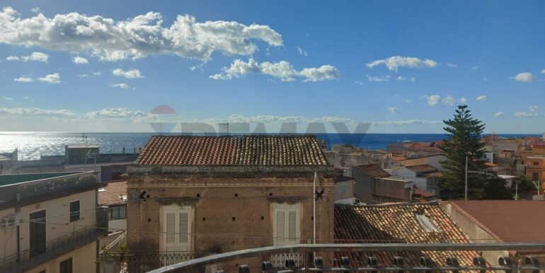 20251104152247-994793-37