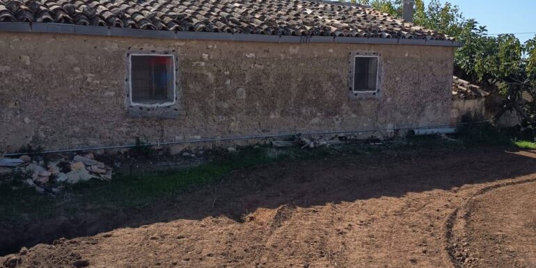 20251104170312-998291-3