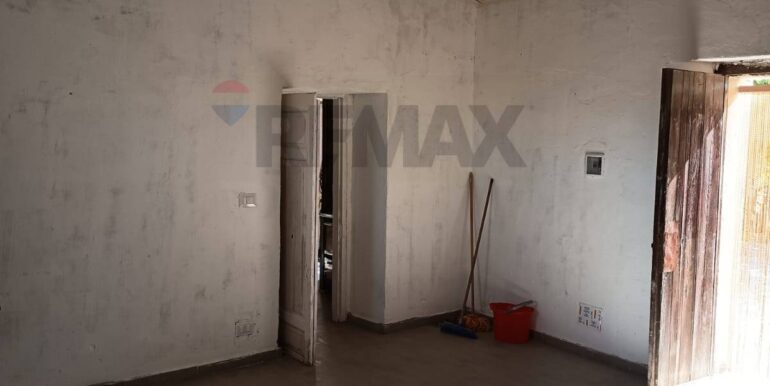 20251104170347-998291-11